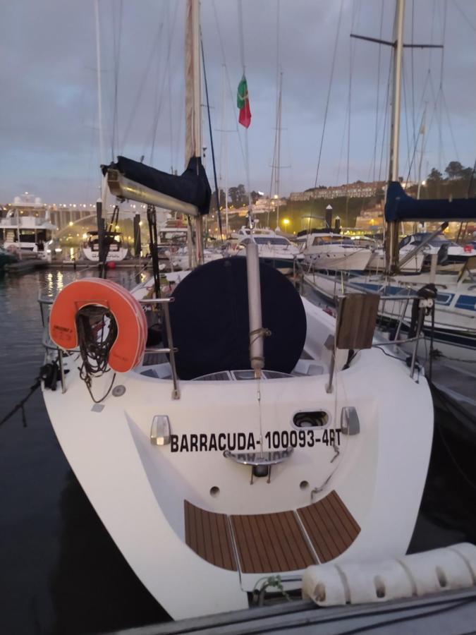 Hotel Yatch Barracuda Douro Marina Boat Sleep Experience Vila Nova de Gaia Exterior foto