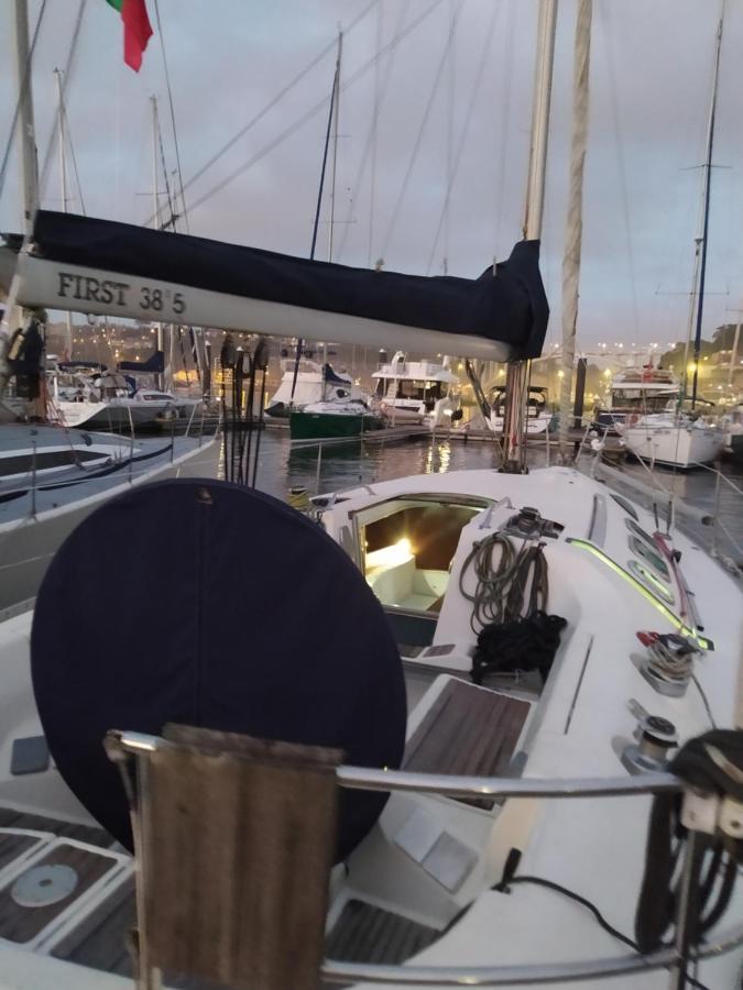 Hotel Yatch Barracuda Douro Marina Boat Sleep Experience Vila Nova de Gaia Exterior foto