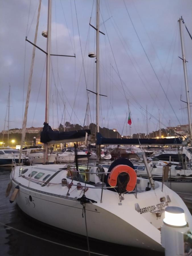 Hotel Yatch Barracuda Douro Marina Boat Sleep Experience Vila Nova de Gaia Exterior foto