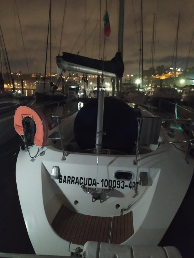 Hotel Yatch Barracuda Douro Marina Boat Sleep Experience Vila Nova de Gaia Exterior foto