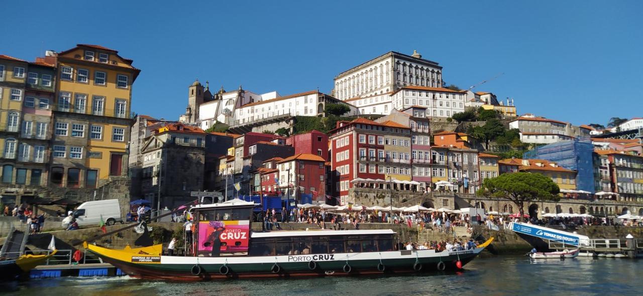 Hotel Yatch Barracuda Douro Marina Boat Sleep Experience Vila Nova de Gaia Exterior foto